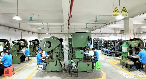 長(zhǎng)合頁(yè)，細(xì)節(jié)決定品質(zhì)｜廣有五金＆東莞合頁(yè)|廣有五金&東莞合頁(yè)