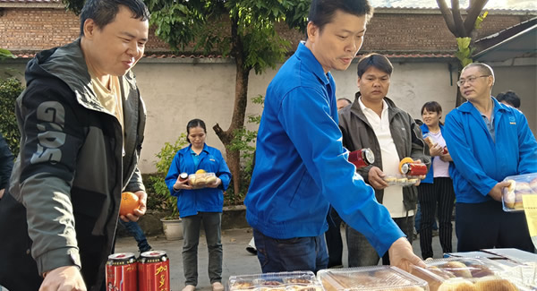 一份緊急訂單，藏著最動人的互相成就 |廣有五金&東莞合頁?